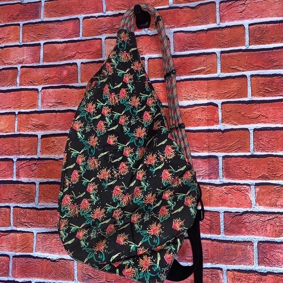 Bundle Lot of 3 Rope Sling Shoulder Crossbody Bags - Picture 11 of 11